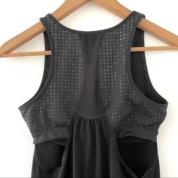 Athleta Build In Bra Workout Black Tank Top XS - Picture 3 of 6